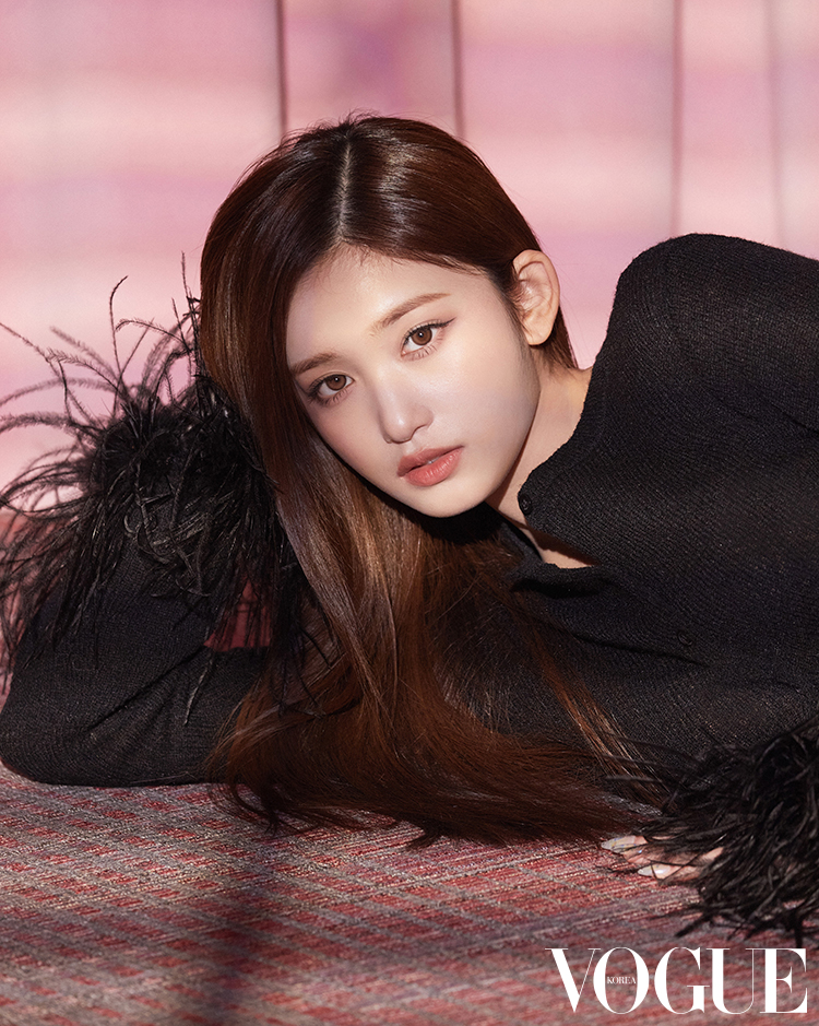 みん　Vogue Korea 別冊付録 写真集 みん様専用 Vogue Korea 別冊付録 写真集｜美術品・アンティーク